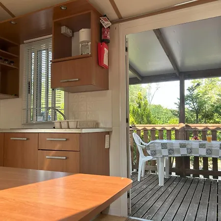 Adriacamp Mobile Homes Rosepineta * روزابينيتا