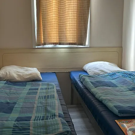 Holiday home Adriacamp Mobile Homes Rosepineta *