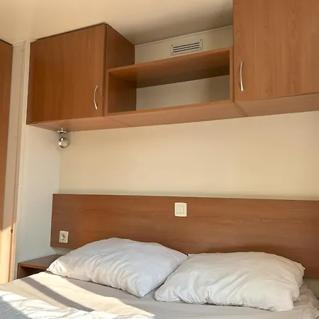 Adriacamp Mobile Homes Rosepineta * Rosapineta